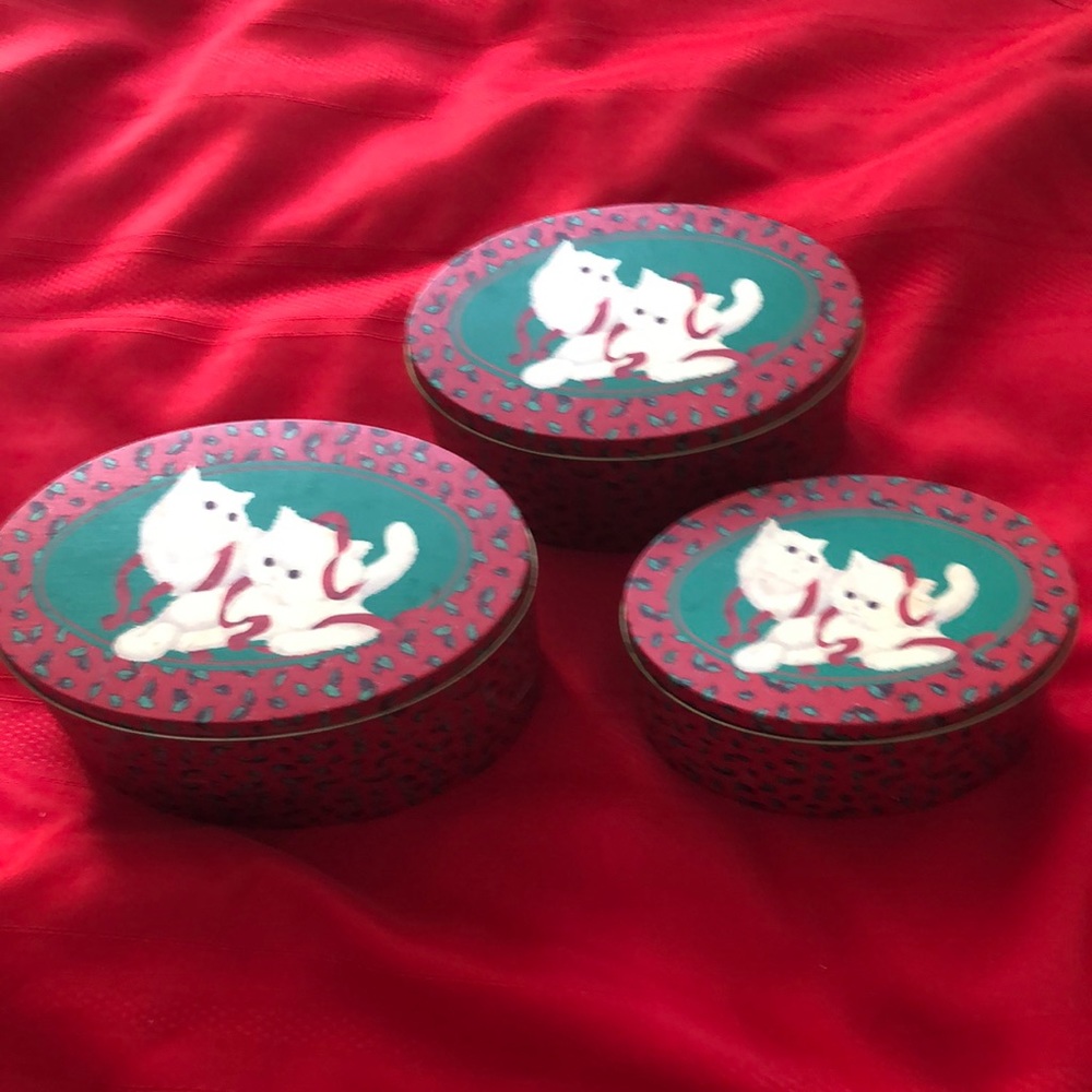 Vintage Stacking/Nesting Tins